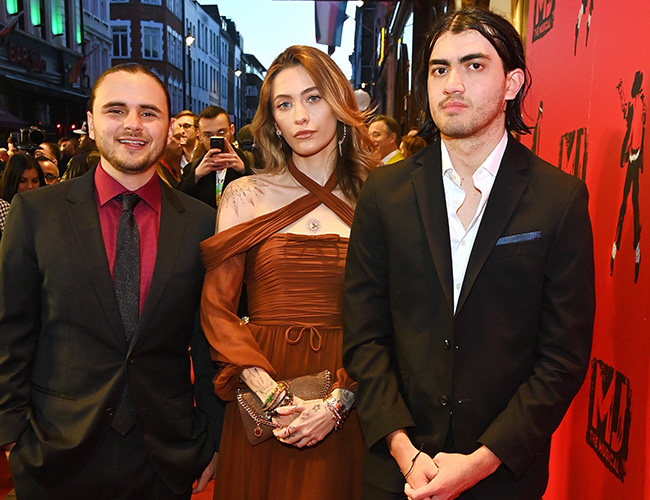 Prince Jackson, Paris Jackson and Bigi Jackson aka Blanket Jackson