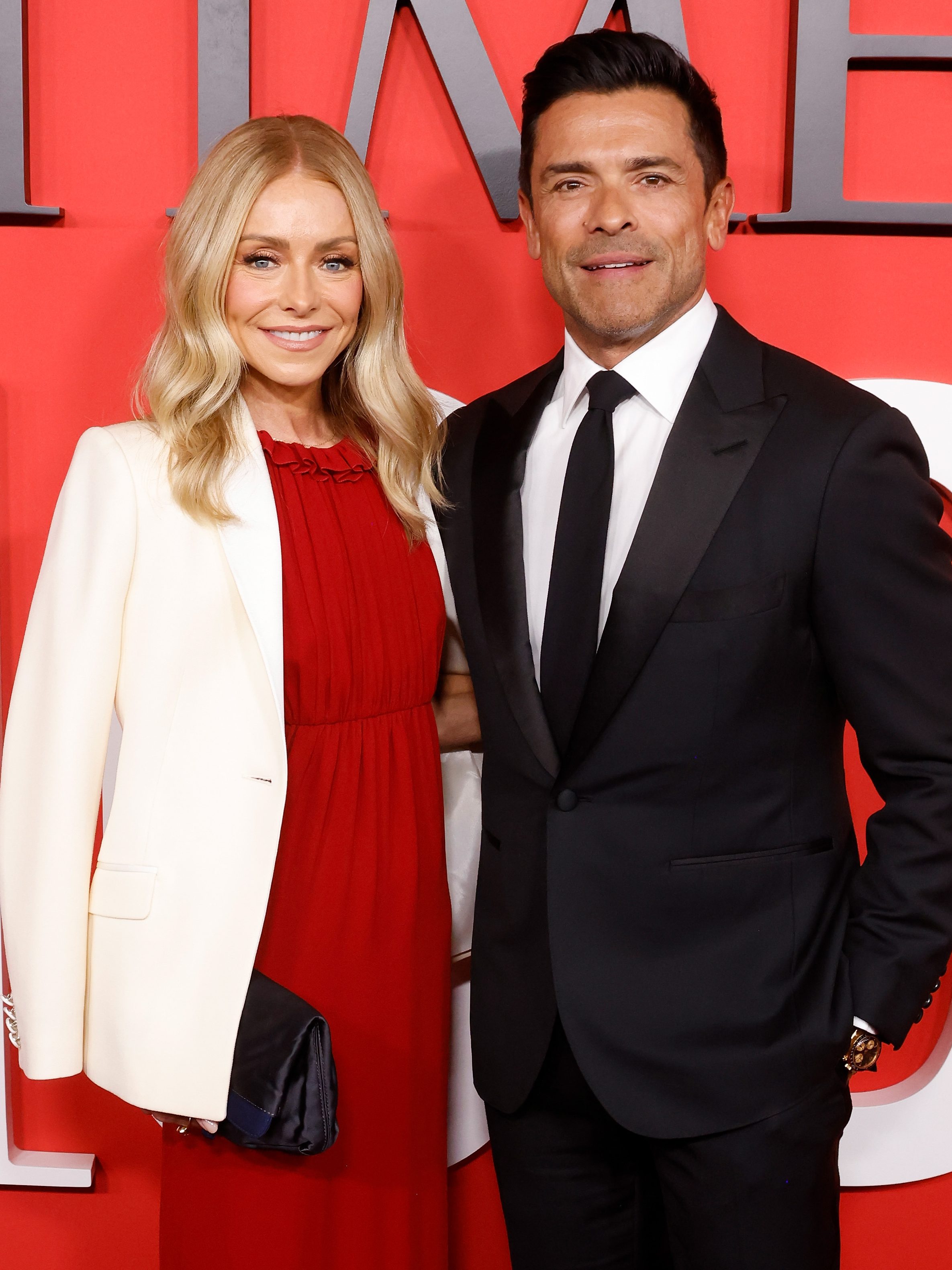 NEW YORK, NEW YORK - APRIL 25: Kelly Ripa and Mark Consuelos attend the 2024 Time100 Gala at Jazz at Lincoln Center on April 25, 2024 in New York City.  (Photo by Taylor Hill/FilmMagic)