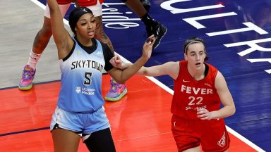 INDIANAPOLIS, IN - JUNE 01: Chicago Sky forward Angel Reese (5) is guarded by Indiana Fever guard Caitlin Clark (22) on June 1, 2024, at Gainbridge Fieldhouse in Indianapolis, Indiana. (Photo by Brian Spurlock/Icon Sportswire via Getty Images)