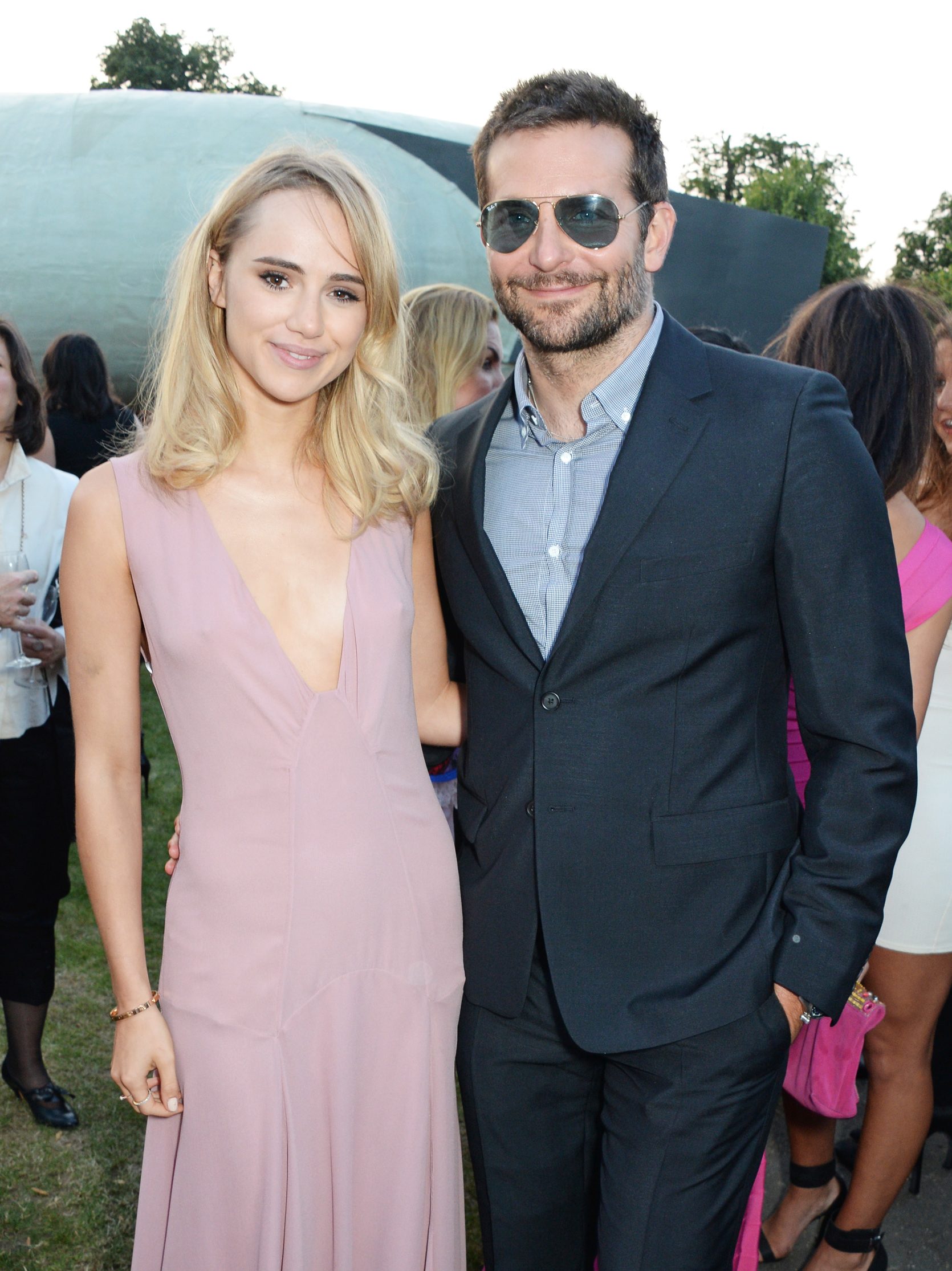 Suki Waterhouse and Bradley Cooper