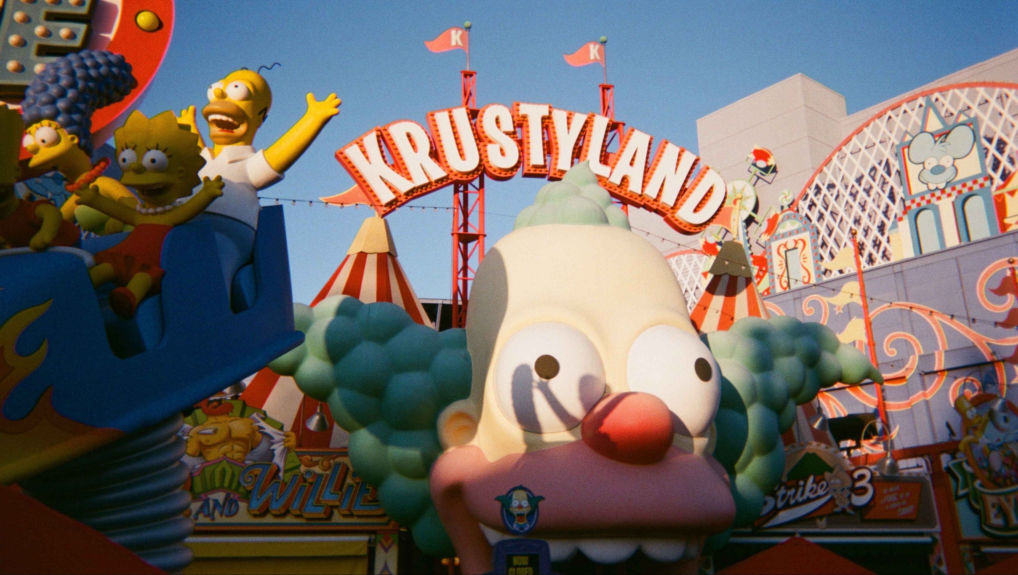 HOLLYWOOD, CALIFORNIA - MARCH 28

Statues of Homer, Marge, and Lisa Simpson are pictured outside the entrance to Krustyland at Springfield, USA, the home of The Simpsons, at Universal Studios Hollywood theme park in Hollywood, Calif. on Sunday, March, 28, 2021. (Photo by Luke Sharrett /For The Washington Post via Getty Images)

SIMPSONS 
MASCULINITY
OUTLOOK