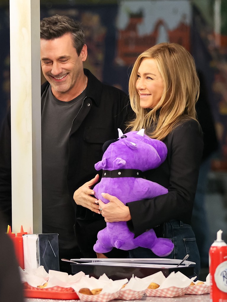 Jennifer Aniston and Jon Hamm 