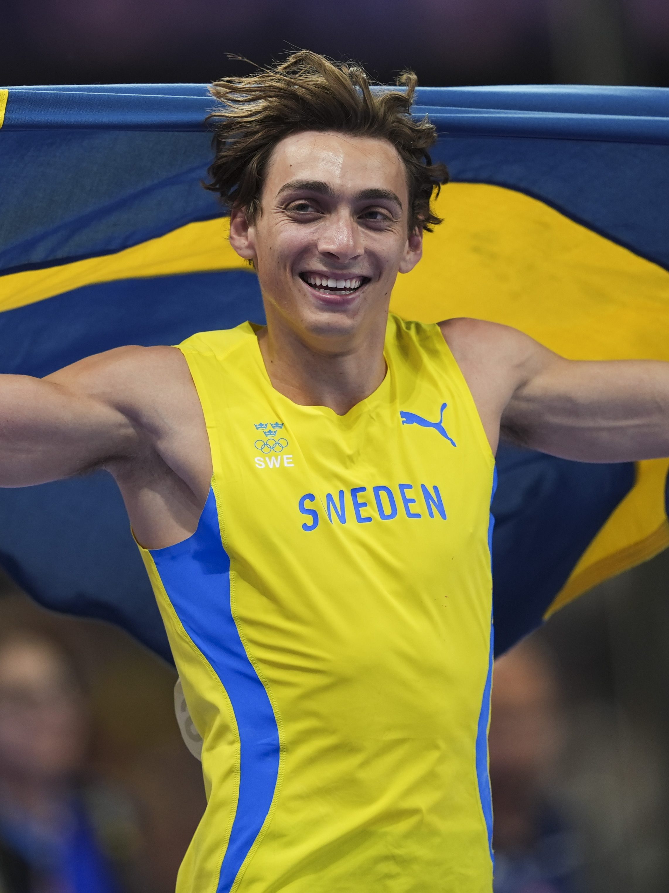 Armand Duplantis competes during the Men's Pole Vault Final
