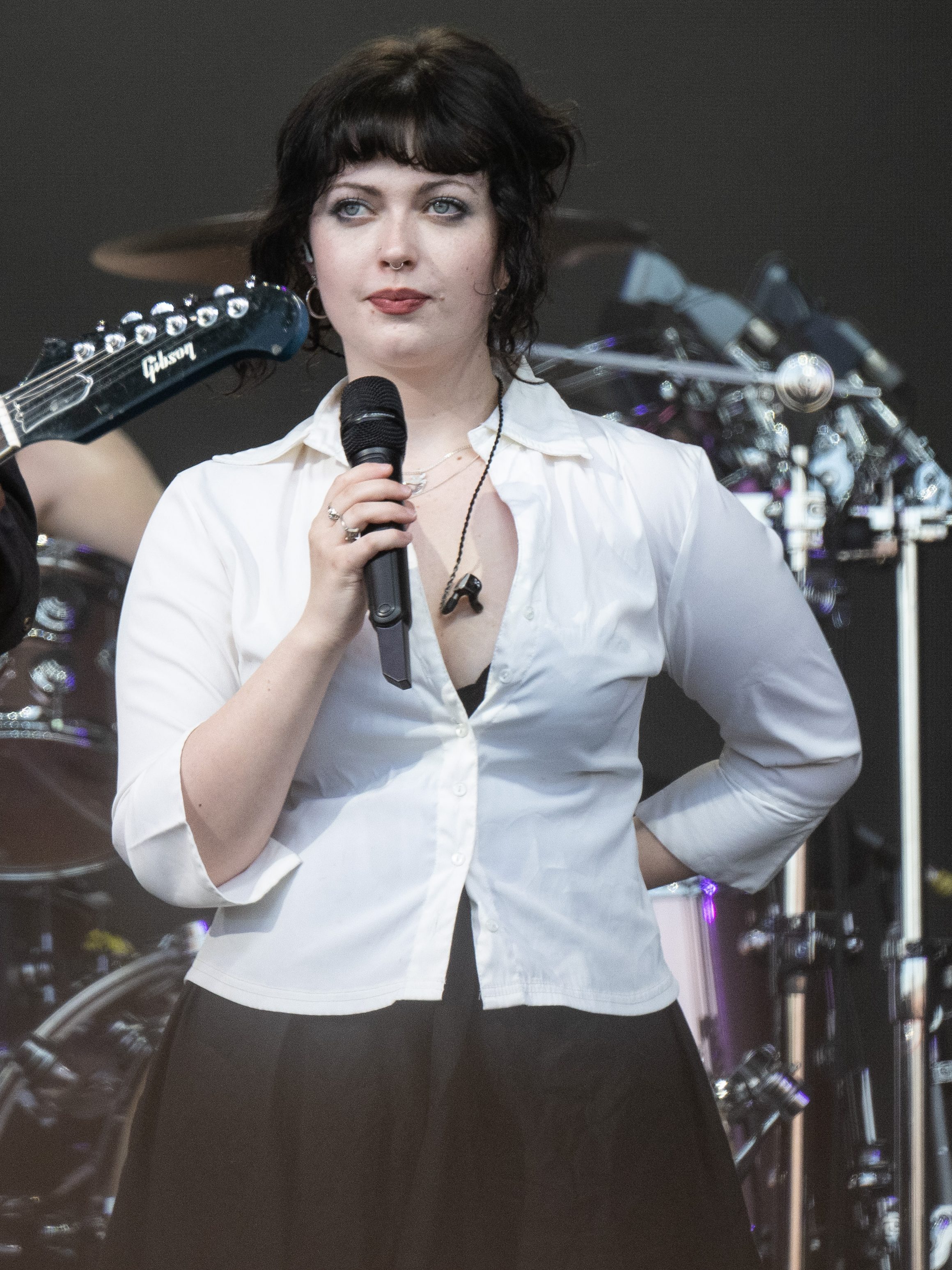 GLASTONBURY, ENGLAND - JUNE 23: Dave Grohl from the Foo Fighters performs with his daughter Violet Grohl on The Pyramid Stage at Day 3 of Glastonbury Festival 2023 on June 23, 2023 in Glastonbury, England. (Photo by Harry Durrant/Getty Images)