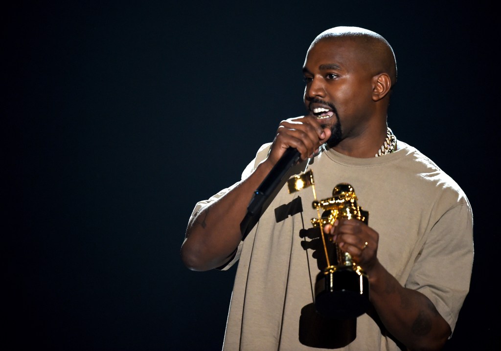 LOS ANGELES, CA - AUGUST 30: Recording artist Kanye West accepts the Video Vanguard Award onstage during the 2015 MTV Video Music Awards at Microsoft Theater on August 30, 2015 in Los Angeles, California. (Photo by Kevin Winter/MTV1415/Getty Images For MTV)