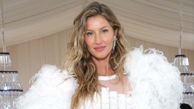 NEW YORK, NEW YORK - MAY 01: Gisele Bündchen attends The 2023 Met Gala Celebrating "Karl Lagerfeld: A Line Of Beauty" at The Metropolitan Museum of Art on May 01, 2023 in New York City. (Photo by Kevin Mazur/MG23/Getty Images for The Met Museum/Vogue)