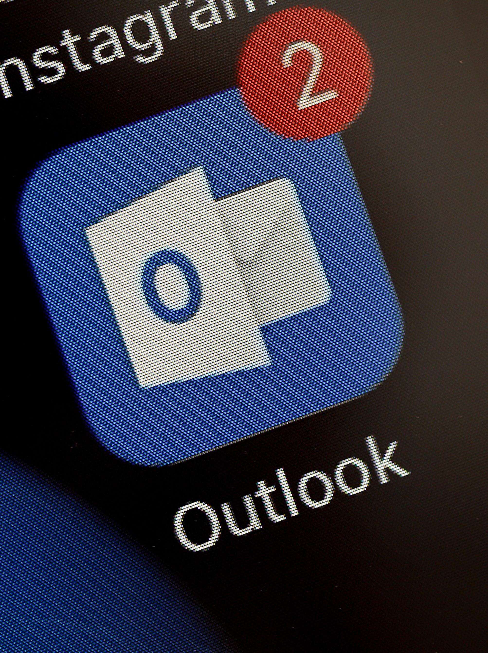 Is Outlook Down Today? Updates Amid the Microsoft Outage