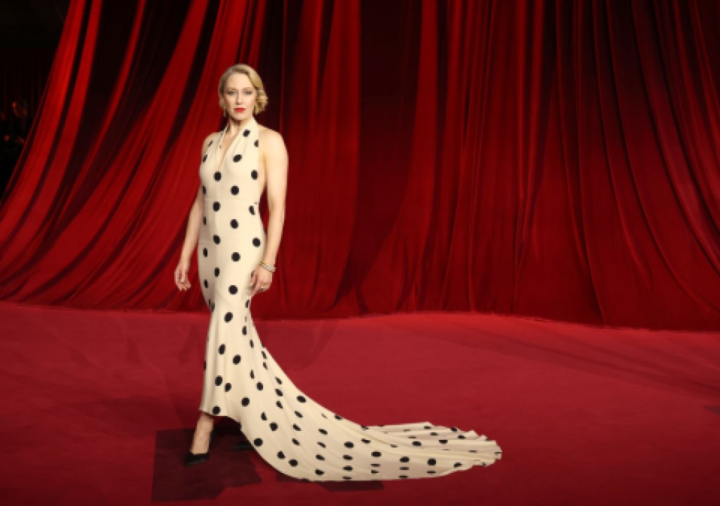 LOS ANGELES, CALIFORNIA - OCTOBER 19: Carrie Coon attends The Fourth Annual Academy Museum Gala at Academy Museum of Motion Pictures on October 19, 2024 in Los Angeles, California. (Photo by Amy Sussman/Getty Images)